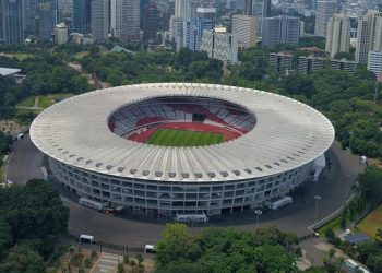 Laga Indonesia vs Bulgaria di GBK malam ini diprediksi picu kemacetan. Polisi imbau warga antisipasi kepadatan lalu lintas. (Foto: Shutterstock)