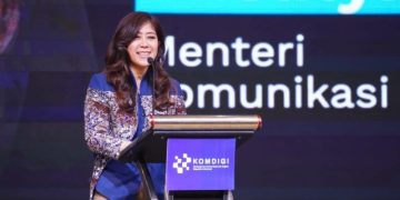 Menkomdigi Meutya Hafid mengajak orang tua mengurangi penggunaan gadget anak saat Lebaran agar keluarga bisa lebih banyak berinteraksi langsung.