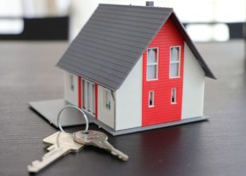 Ketahui berbagai cara menjaga keamanan rumah saat mudik Lebaran agar tetap aman dari pencurian, kebakaran, dan risiko lain selama ditinggal. (Foto: Unsplash)