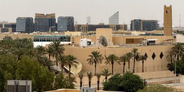 Drone Iran dilaporkan merusak markas CIA dan Kedubes AS di Riyadh Arab Saudi. Tidak ada korban jiwa namun bangunan mengalami kerusakan signifikan. (Foto: AFP)