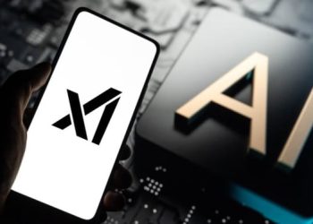 Elon Musk memperkenalkan Macrohard, proyek AI hasil kolaborasi Tesla dan xAI yang diklaim mampu meniru pekerjaan perusahaan software seperti Microsoft. (Foto: xAI)