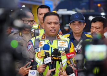 Arus balik Lebaran 2026 mencetak rekor tertinggi dengan lebih dari 256 ribu kendaraan menuju Jakarta dalam satu hari. (Foto: Korlantas Polri)