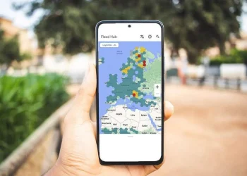 Google memperkenalkan teknologi AI baru bernama Groundsource yang mampu memprediksi banjir bandang hingga satu hari sebelum terjadi di lebih dari 150 negara. (Foto: harianbasis.co)