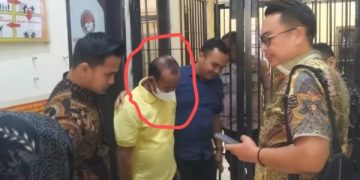 Anggota DPRD Pelalawan, Sunardi, ditahan polisi karena diduga memakai ijazah orang lain untuk ikut Pileg 2024. Kasus segera dilimpahkan ke kejaksaan. (Foto: radarindo.co.id)