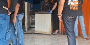 Polisi ungkap fakta kasus mutilasi di Bekasi. Jasad korban disimpan di freezer dan bagian tubuh ditemukan di Bogor. (Foto: Tribun Bekasi/Rendy Rutama Putra)