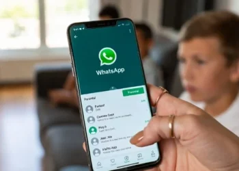 WhatsApp mengembangkan akun khusus anak yang bisa dikelola orang tua dengan kontrol kontak, grup, dan notifikasi aktivitas.
