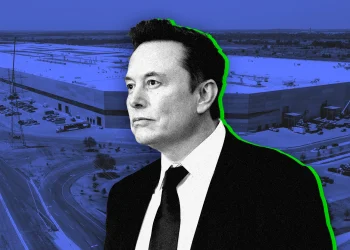 Elon Musk umumkan Terafab, pabrik chip terbesar dunia untuk memenuhi kebutuhan Tesla, SpaceX, dan xAI yang terus meningkat. (Foto: Getty Images)