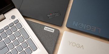 Krisis RAM global diprediksi membuat harga laptop naik drastis karena meningkatnya biaya komponen memori dan prosesor. (Foto: RTINGS)