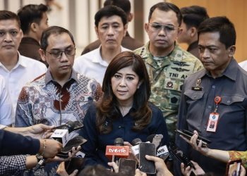 Pemerintah Indonesia membatasi akses anak dan remaja ke media sosial seperti TikTok dan Roblox melalui aturan baru demi melindungi anak dari risiko digital. (Foto: Antara)