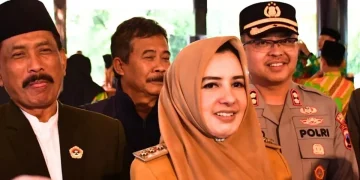 KPK menangkap Bupati Pekalongan Fadia Arafiq dalam OTT di Semarang. Sekda dan sejumlah ASN ikut diamankan terkait dugaan korupsi pengadaan. (Foto: IG@kab.pekalongan)