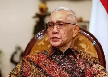 Try Sutrisno wafat di usia 90 tahun di RSPAD Jakarta. Istana melalui Mensesneg Prasetyo Hadi menyampaikan dukacita mendalam. (Foto: Tangkapan layar YouTube Sekretariat Presiden)