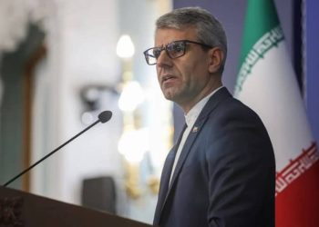 Iran merespons ultimatum Donald Trump dengan santai dan menyebut ancaman AS hanya retorika yang tak berpengaruh pada militernya. (Foto: Media Sosial X)