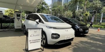 Insentif mobil listrik mulai dicabut pemerintah. Pajak kendaraan kini berlaku dan harga EV berpotensi naik di Indonesia. (Foto: UC Auction)