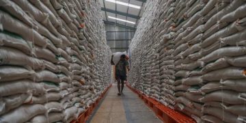 Perang Iran ganggu distribusi pupuk global dan berpotensi menaikkan harga pangan. Negara miskin diprediksi paling terdampak krisis ini.