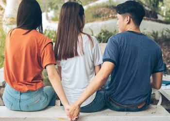 Apakah selingkuh bisa sembuh Simak penjelasan psikologis dampak emosional dan peluang memperbaiki hubungan setelah perselingkuhan.