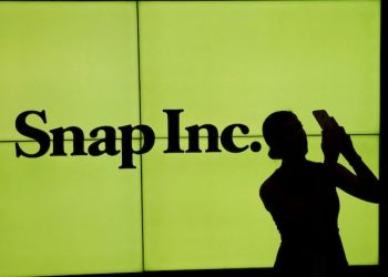 Snap melakukan PHK karyawan global sebagai bagian dari efisiensi dan adaptasi terhadap perkembangan teknologi AI. (Foto: REUTERS/Lucas Jackson)