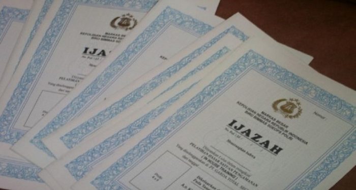 Simak cara konfirmasi data ijazah online lewat portal resmi Kemendikdasmen lengkap dengan tahapan dan cara cek NISN terbaru.