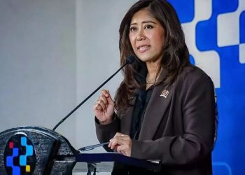 Menkomdigi ungkap AI berpotensi tambah 3,67 persen PDB Indonesia. Simak peran dan strategi pemerintah dorong transformasi digital. (Foto: Berita Satu Photo/Joanito De Saojoao)