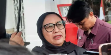 Puluhan siswa di Jakarta Timur keracunan usai makan MBG. BGN ambil sampel makanan untuk uji laboratorium dan dalami penyebabnya. (Foto:
Tribunnews.com/Rina Ayu)