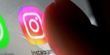 Meta menarik iklan rekrut penggugat kasus kecanduan media sosial di Facebook dan Instagram. Ini alasan dan dampaknya. (Foto: REUTERS/Dado Ruvic)