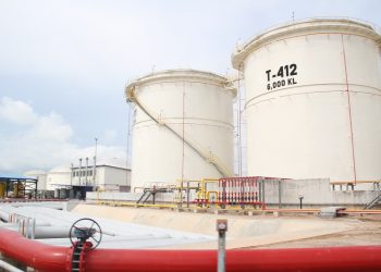 Cadangan BBM Indonesia berpotensi naik jadi sebulan setelah penambahan storage di Karimun. Pemerintah juga siapkan proyek baru.