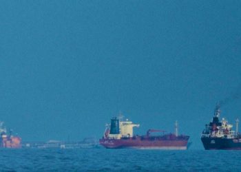 AS terus memblokade pelabuhan Iran dan memantau setiap kapal. Ketegangan meningkat dengan ancaman penutupan Selat Hormuz. (Foto: Altaf Qadri/AP/dpa)