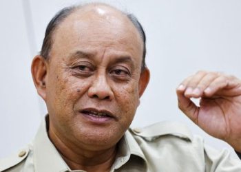 Viral mobil MBG diduga dipakai pribadi, BGN kesulitan melacak karena pelat nomor tak terlihat dalam video yang beredar di media sosial. (Foto: REUTERS/Willy Kurniawan)