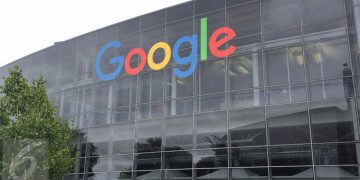Google mengembangkan TurboQuant untuk menghemat penggunaan RAM pada AI. Teknologi ini berpotensi meredakan krisis memori global. (Foto: liputan6.com)