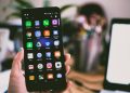 HP Android lemot tidak harus diganti. Simak cara mudah meningkatkan performa HP lama agar kembali cepat dan stabil. (Foto: Canva)