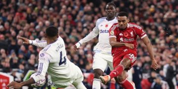 Aston Villa memastikan tiket Liga Champions usai mengalahkan Liverpool 4-2. The Reds kini terancam gagal lolos ke kompetisi elite Eropa.