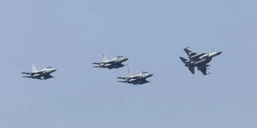 Pakistan mengerahkan ribuan tentara dan jet tempur ke Arab Saudi saat ketegangan AS, Israel, dan Iran kembali meningkat.
