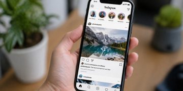 Instagram ubah algoritma dan prioritaskan konten original. Akun yang sering repost kini berisiko terkena penurunan jangkauan.