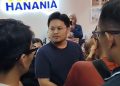Bos Hanania Group ditetapkan sebagai tersangka kasus dugaan penipuan umrah. Kerugian korban mencapai lebih dari Rp12 miliar dan penyidikan terus berkembang.