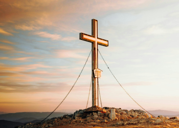 Renungan Kenaikan Yesus Kristus ke Surga mengajak umat Kristen memperkuat iman, harapan, dan semangat menjalani perutusan hidup.
