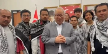 Sembilan WNI relawan Global Sumud Flotilla telah bebas dari penahanan Israel dan kini berada di Turki untuk segera dipulangkan ke Indonesia. (Foto: KJRI Istanbul)