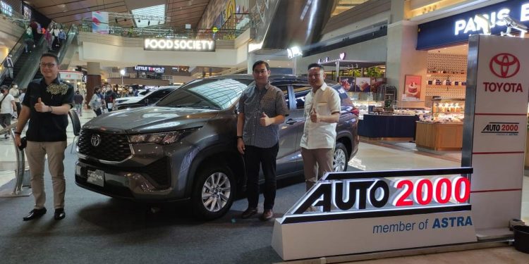 Pelemahan rupiah terhadap dolar AS berpotensi mendorong kenaikan harga mobil baru dan suku cadang. Simak penjelasan Auto2000.