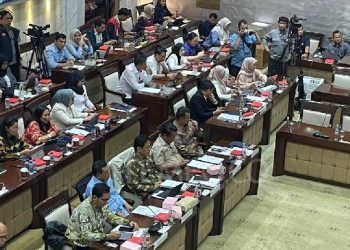 DPR resmi mengesahkan UU PPSK yang membawa sejumlah perubahan penting bagi BI, OJK, LPS, hingga pengawasan aset kripto di Indonesia.