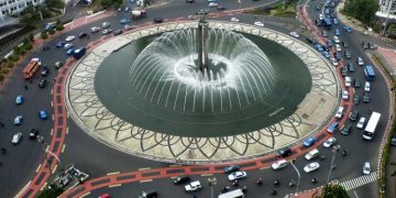 Pemprov DKI Jakarta menggelar puncak HUT Jakarta di Bundaran HI pada 27 Juni 2026 dengan hiburan, video mapping, dan flying LED show.