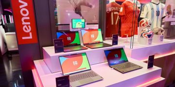Lenovo menghadirkan laptop dan tablet edisi Piala Dunia 2026 dengan desain eksklusif, fitur AI, dan performa tinggi. Simak spesifikasi serta harganya.