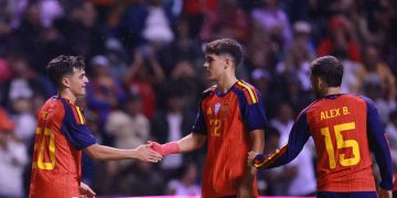 Spanyol sukses mengalahkan Peru 3-1 dalam laga uji coba jelang Piala Dunia 2026. Pedri dan Oyarzabal tampil gemilang meski tanpa Lamine Yamal.