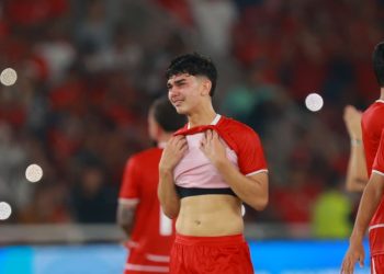Mathew Baker mencatat sejarah sebagai debutan termuda Timnas Indonesia. Simak profil, perjalanan karier, dan rekor yang berhasil dipecahkannya.