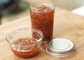 Resep sambal bawang ala Bu Rudy yang pedas, gurih, dan mudah dibuat. Cocok sebagai pelengkap ayam goreng, nasi hangat, hingga aneka lalapan.