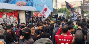 Demo mahasiswa kembali digelar di Makassar pada 15 Juni 2026. Polisi mengerahkan 1.500 personel dan mengingatkan peserta aksi agar waspada penyusup.