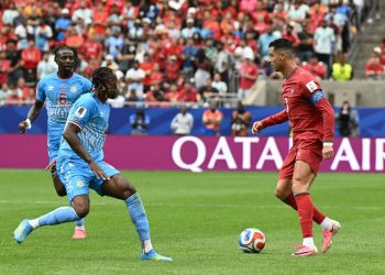 Roberto Martinez menjelaskan alasan tetap memainkan Cristiano Ronaldo selama 90 menit saat Portugal ditahan imbang RD Kongo di Piala Dunia 2026.