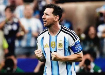 Lionel Messi mengaku sempat marah usai gagal penalti saat menghadapi Austria. Namun dua gol yang dicetaknya membawa Argentina lolos ke babak 32 besar.