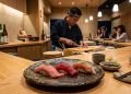 Apa itu omakase? Kenali pengertian, sejarah, filosofi, cara penyajian, hingga alasan omakase menjadi pengalaman kuliner Jepang yang premium.