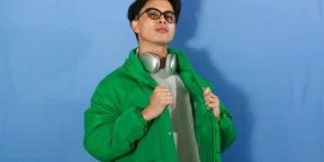 Kepribadian narsis dapat berdampak pada hubungan sosial dan kesehatan mental. Kenali ciri-ciri, tanda, serta cara menghadapinya secara tepat.