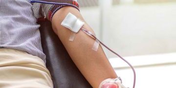 Donor darah tidak hanya membantu sesama, tetapi juga memberikan manfaat bagi kesehatan jantung, sirkulasi darah, hingga kesehatan mental.