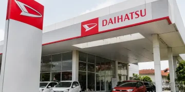 Daihatsu memberikan penjelasan terkait kabar penutupan jaringan outlet dan isu perpindahan ke merek mobil China. Simak fakta lengkapnya.