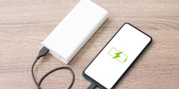 Pemadaman listrik bergilir kembali terjadi di sejumlah kota. Simak daftar gadget penting yang membantu aktivitas tetap berjalan tanpa gangguan.